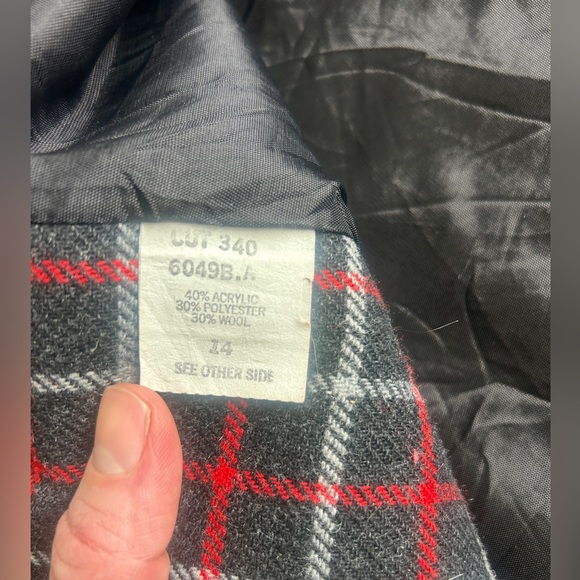 Vintage Wool Plaid Blazer – Made in USA - Picture 4 of 4
